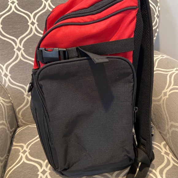 Sports backpack - Picture 2 of 8